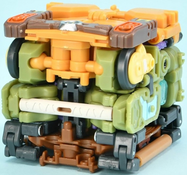 MB-20 Donatello | Teenage Mutant Ninja Turtles | 52 Toys MegaBOX