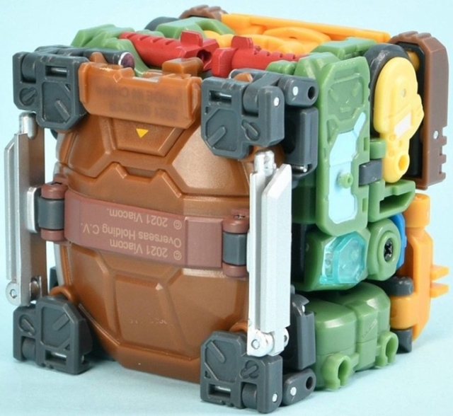 MB-21 Leonardo | Teenage Mutant Ninja Turtles | 52 Toys MegaBOX