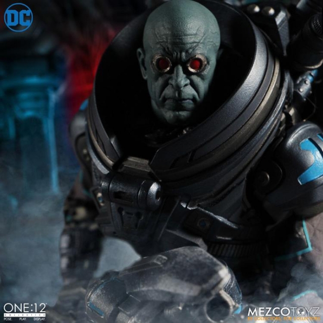 Mr. Freeze One:12 Collective | DC Comics | Mezco Toyz