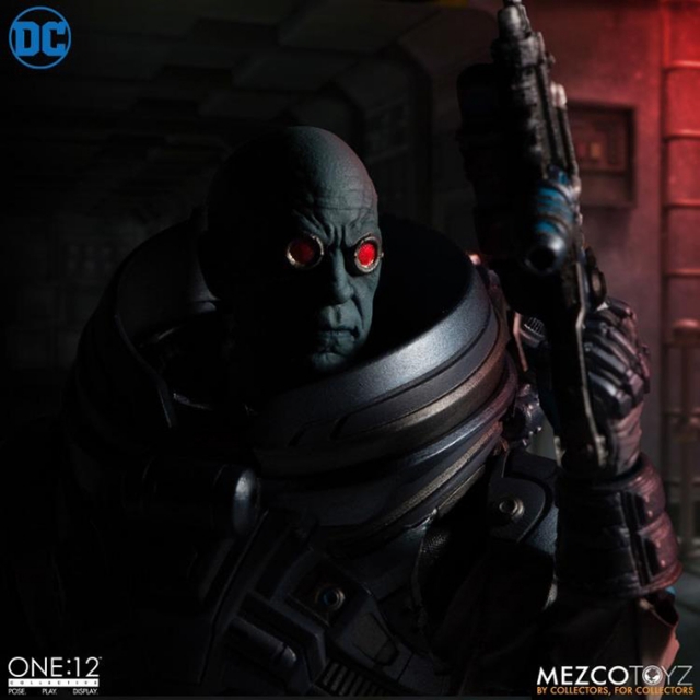 Mr. Freeze One:12 Collective | DC Comics | Mezco Toyz