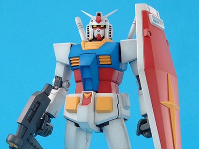 RX-78-2 Gundam 2.0 Version Master Grade Model Kit 1/100 Scale | Mobile Suit Gundam | Bandai Spirits