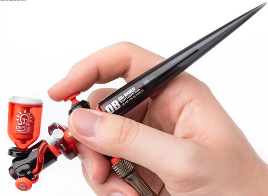 Heats Boy with Giant Airbrush Black Version | Earnestcore Craft