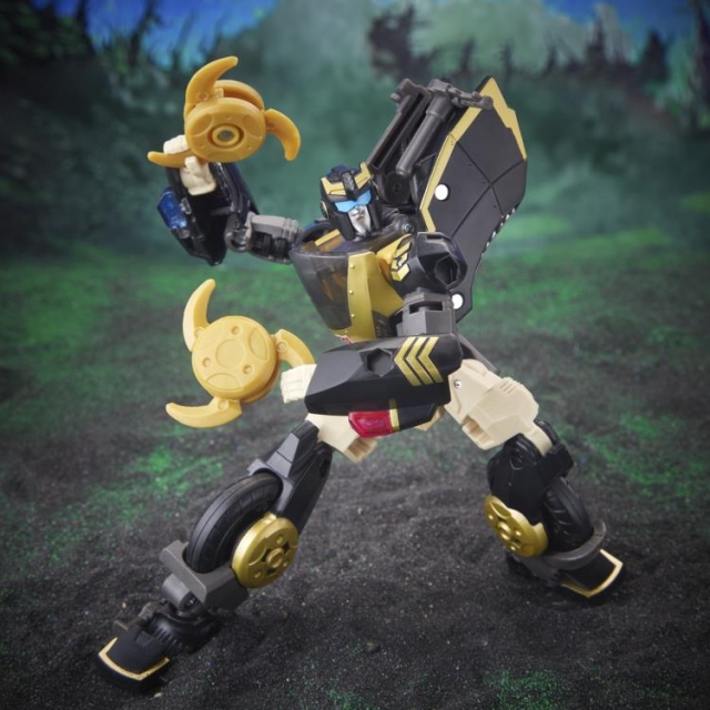 Prowl Deluxe Class | Transformers: Legacy Evolution