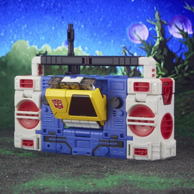 Twincast and Rewind Voyager Class | Transformers: Legacy Evolution