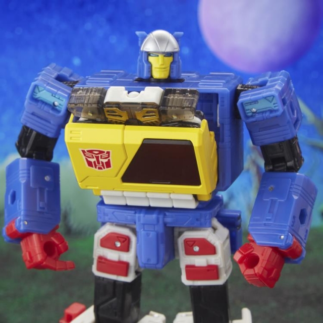 Twincast and Rewind Voyager Class | Transformers: Legacy Evolution
