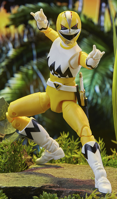 Yellow Ranger 6-inch Scale Lightning Collection | Power Rangers Lost Galaxy | Hasbro 