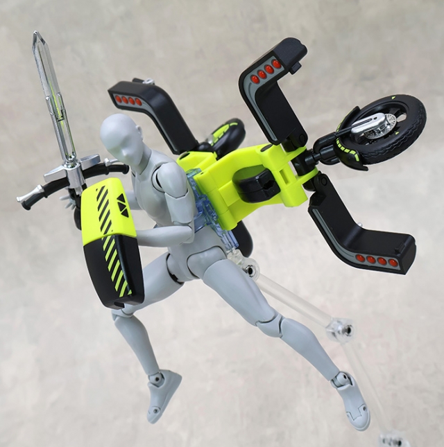 GB-02 Transformable Scooter Bike 1/12 Scale | Goddess of Delivery | Fext Hobby