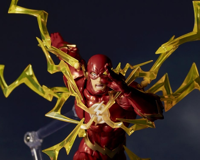 The Flash Revoltech Amazing Yamaguchi | DC Comics | Kaiyodo