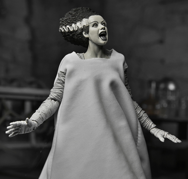 Bride of Frankenstein Black and White Version 7-inch Scale | Bride of Frankenstein (1935) | NECA