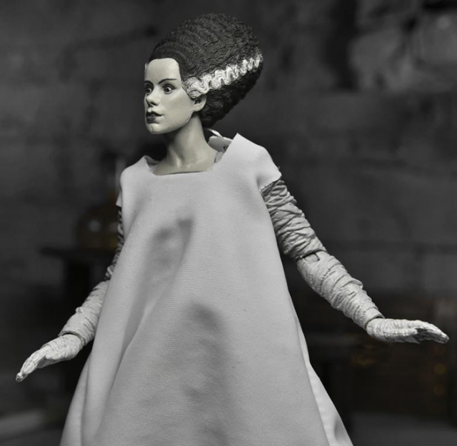 Bride of Frankenstein Black and White Version 7-inch Scale | Bride of Frankenstein (1935) | NECA