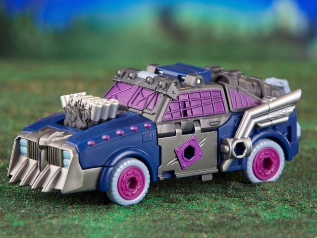 Axlegrease Legacy Deluxe Class | Transformers Generations Legacy