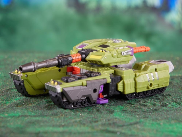 Armada Universe Megatron Leader Class | Transformers: Legacy Evolution