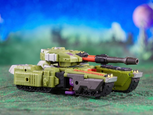 Armada Universe Megatron Leader Class | Transformers: Legacy Evolution