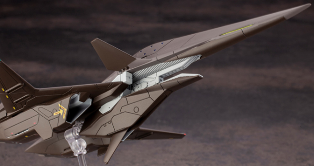 ADF-01 Modeler's Edition 1/144 Scale Model Kit | Ace Combat 7: Skies Unknown | Kotobukiya