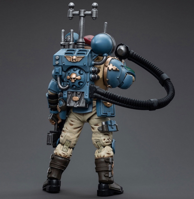 Astra Militarum Tempestus Scions Command Squad 55th Kappic Eagles Vox Operator 1/18 Scale | Warhammer 40K | Joy Toy