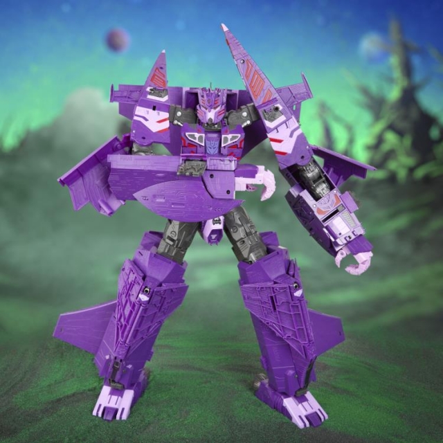 Decepticon Nemesis Legacy Titan Class | Transformers Generations Legacy