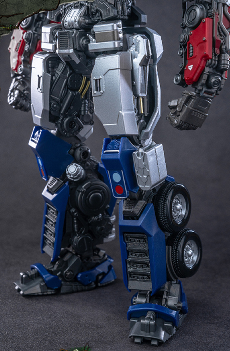 Optimus Prime AMK Series Model Kit | Transformers: Rise of the Beasts | Yolopark