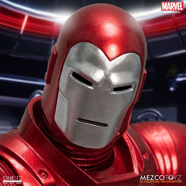 Iron Man Silver Centurion Edition One:12 Collective | Marvel Comics | Mezco Toyz
