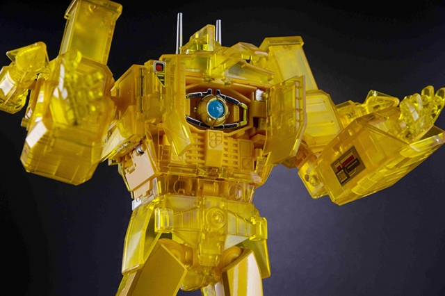 MX-22C Commander Stack Clear Limited Version | X-Transbots