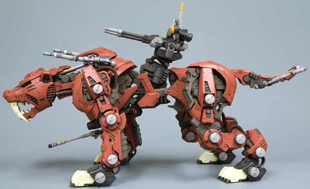 EZ-016 Saber Tiger Marking Plus Version Model Kit 1/72 Scale | Zoids Highend Master Model | Kotobukiya 