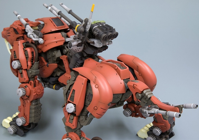 EZ-016 Saber Tiger Marking Plus Version Model Kit 1/72 Scale | Zoids Highend Master Model | Kotobukiya 