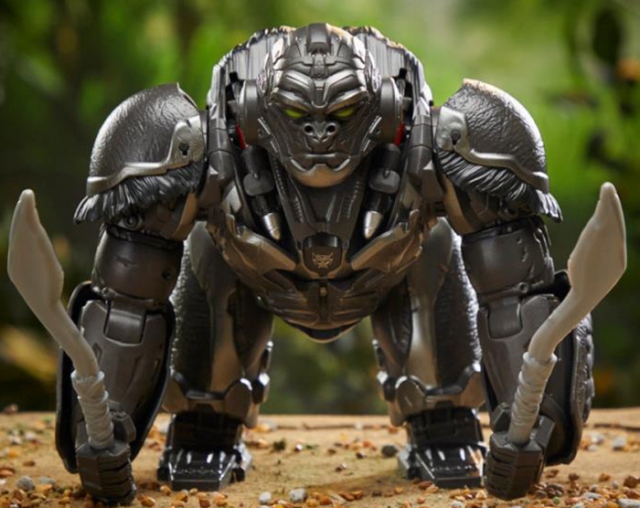 Command and Convert Animatronic Optimus Primal | Transformers: Rise Of The Beasts