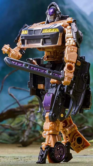Jungle Mission 3-Pack Deluxe Class | Transformers Generations Buzzworthy Bumblebee