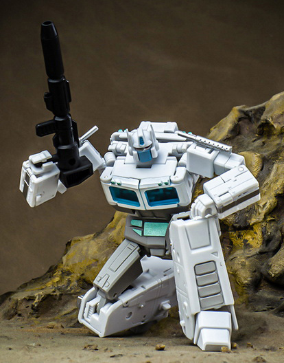 MS-B46W Light of Victory White Version | Magic Square