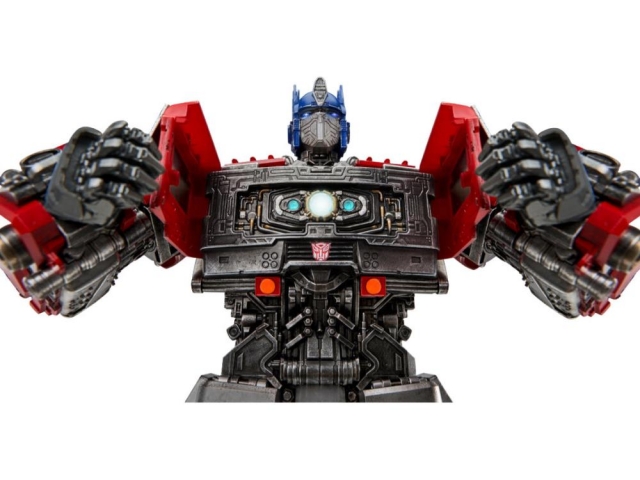 Optimus Prime Signature Series | Robosen Transformers Robot