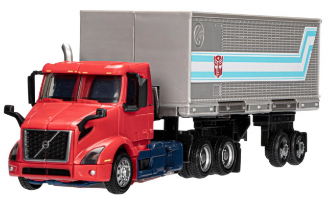 Optimus Prime Volvo VNR 300 Voyager Class | Transformers Generations