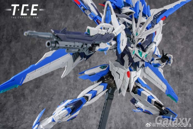 Galaxy 1/100 Scale Model Kit | The Chaotic Era