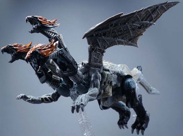TLK-30 Dragonstorm | Transformers the Last Knight Premier Edition