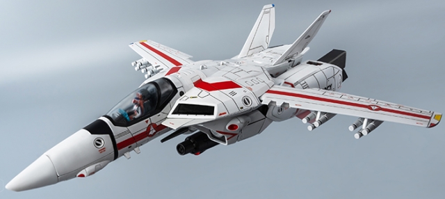 VF-1J Veritech Rick Hunter ROBO-DOU | Robotech | threezero
