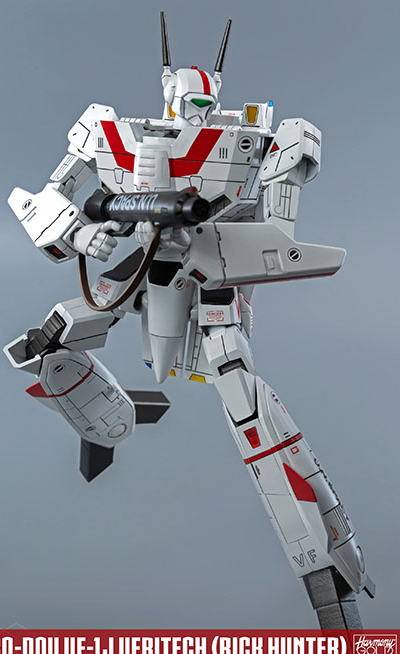 VF-1J Veritech Rick Hunter ROBO-DOU | Robotech | threezero