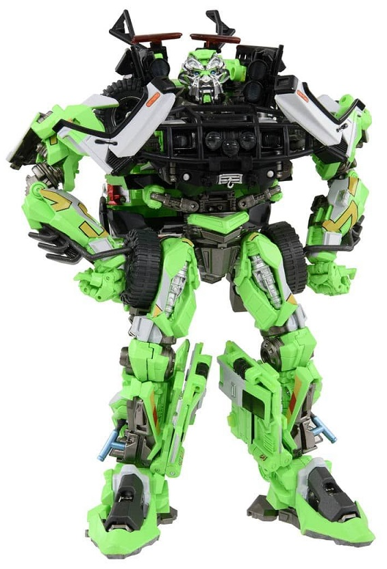 MPM-11D Ratchet | Transformers: Dark of the Moon | Transformers Masterpiece Movie Series