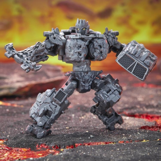 Infernac Universe Magneous Deluxe Class | Transformers: Legacy United