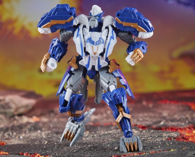 Prime Universe Thundertron Voyager Class | Transformers: Legacy United