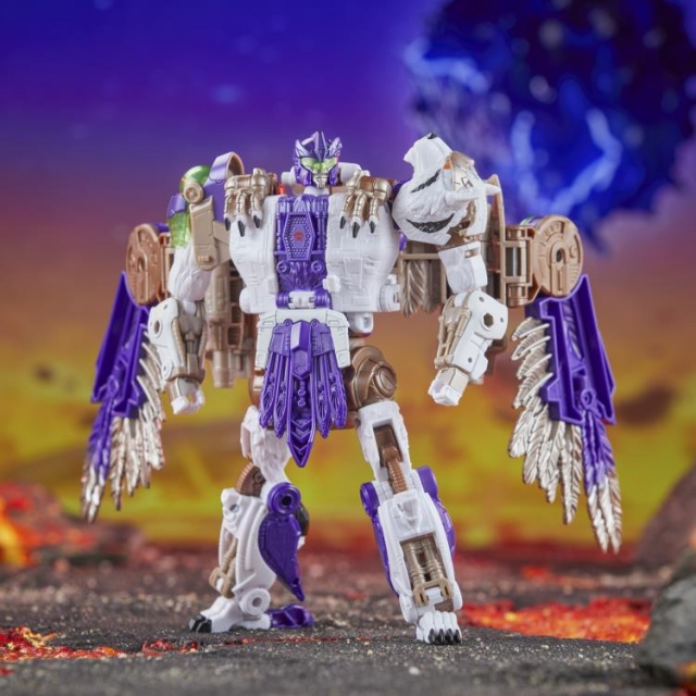 Beast Wars Universe Tigerhawk Leader Class | Transformers: Legacy United