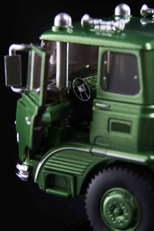 MX-5S SG Dante | X-Transbots