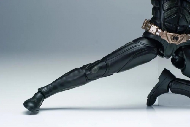 Batman and Bat-Signal Deluxe Model Kit 1/12 Scale | Batman: The Dark Knight | Modoking