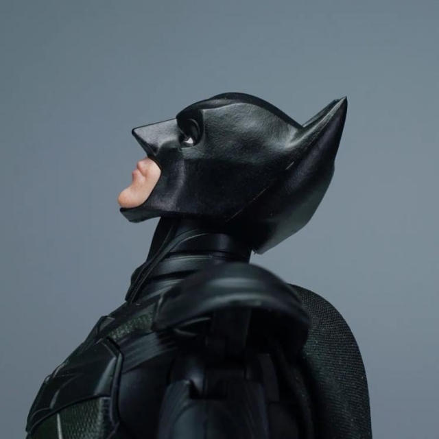 Batman and Bat-Signal Deluxe Model Kit 1/12 Scale | Batman: The Dark Knight | Modoking