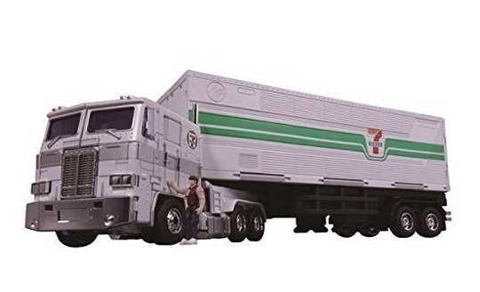 MP-711 Cybertron Commander Convoy 7-Eleven Version | Transformers Masterpiece