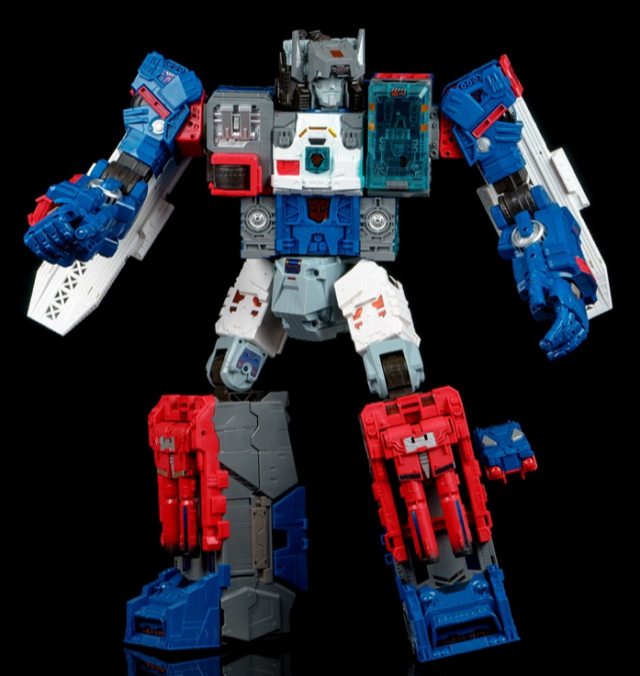 Fortress Maximus Titan Class SDCC Exclusive  | Transformers Generations Titans Return