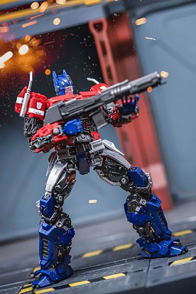 09 Optimus Prime Smart Kit Model Kit | Transformers: Bumblebee | Trumpeter