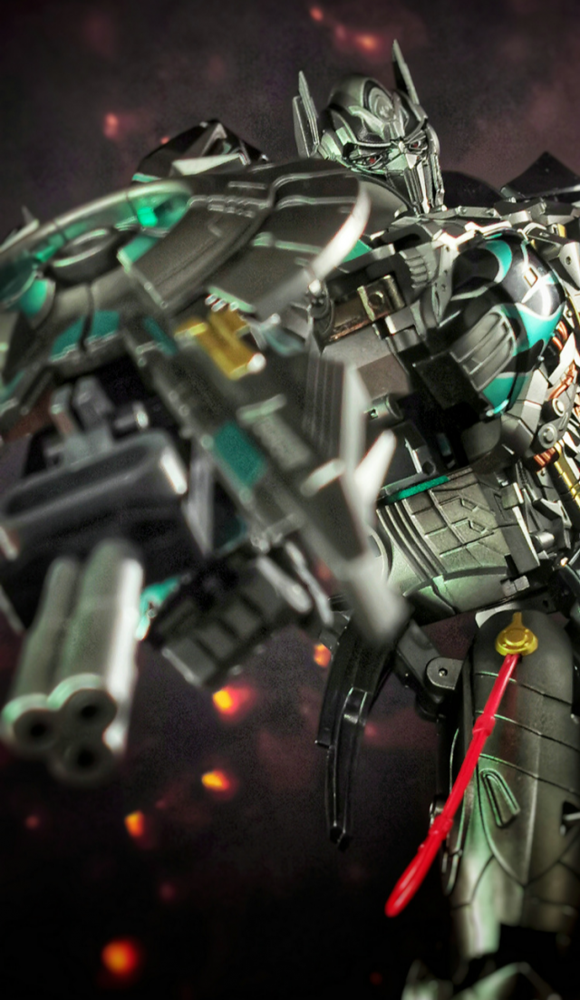 R-02B Challenger Black Version | Unique Toys
