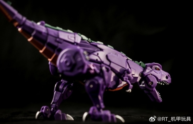 RT-02 Tyrant | Robot Toys