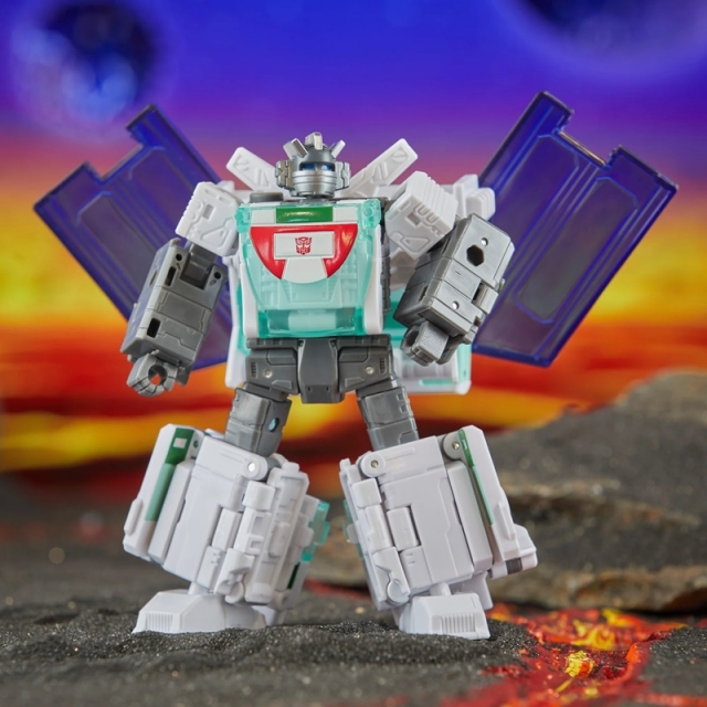 Origin Wheeljack Voyager Class | Transformers: Legacy United