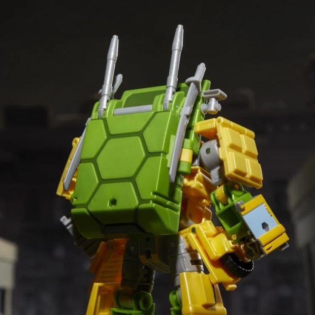 Transformers Party Wallop | Teenage Mutant Ninja Turtles | Transformers Collaborative