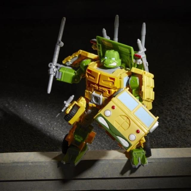 Transformers Party Wallop | Teenage Mutant Ninja Turtles | Transformers Collaborative