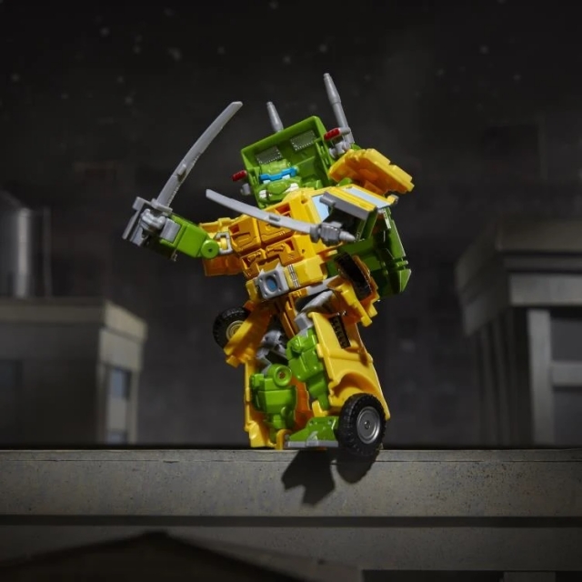 Transformers Party Wallop | Teenage Mutant Ninja Turtles | Transformers Collaborative